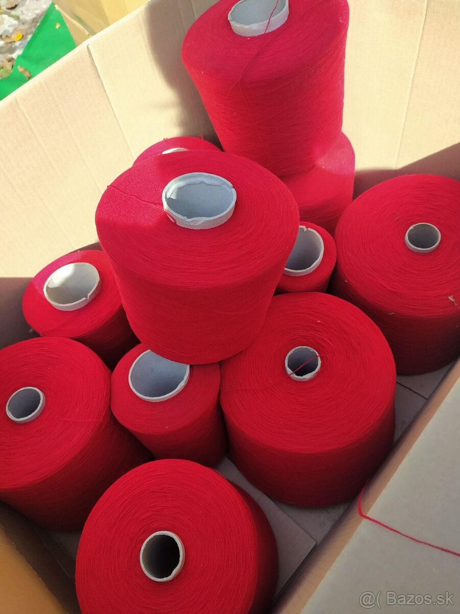 Mega velká priadza-cervena