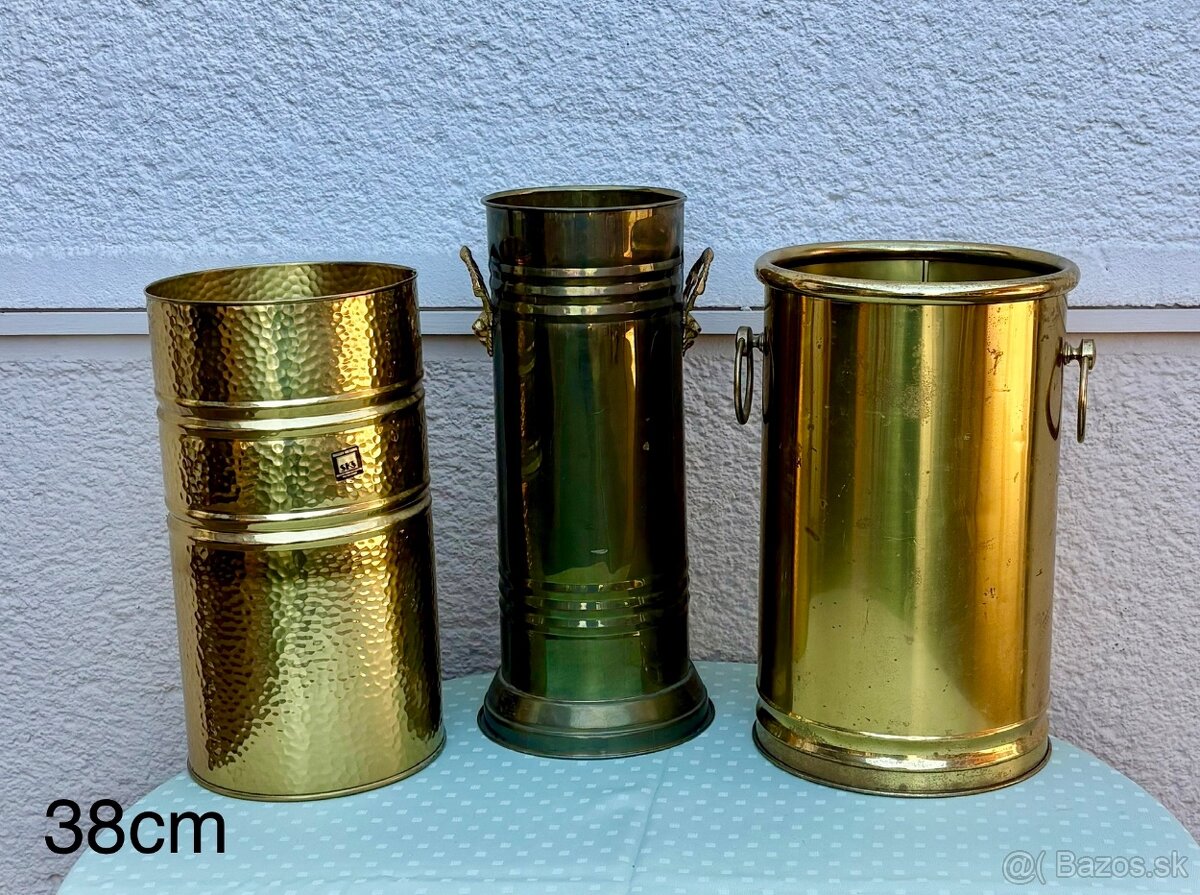 MOSADZNÉ STOJANY NA DÁŽDNIKY