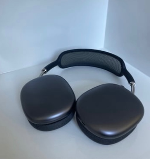 AirPods Max black