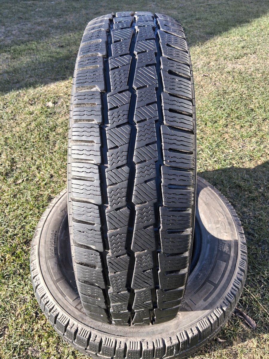 215/75 r16C zimne pneumatiky