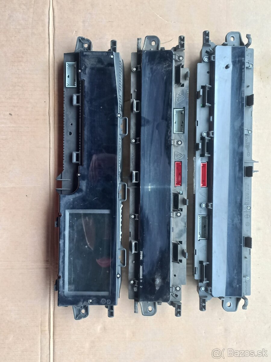 predam pristrojovy panelna renault