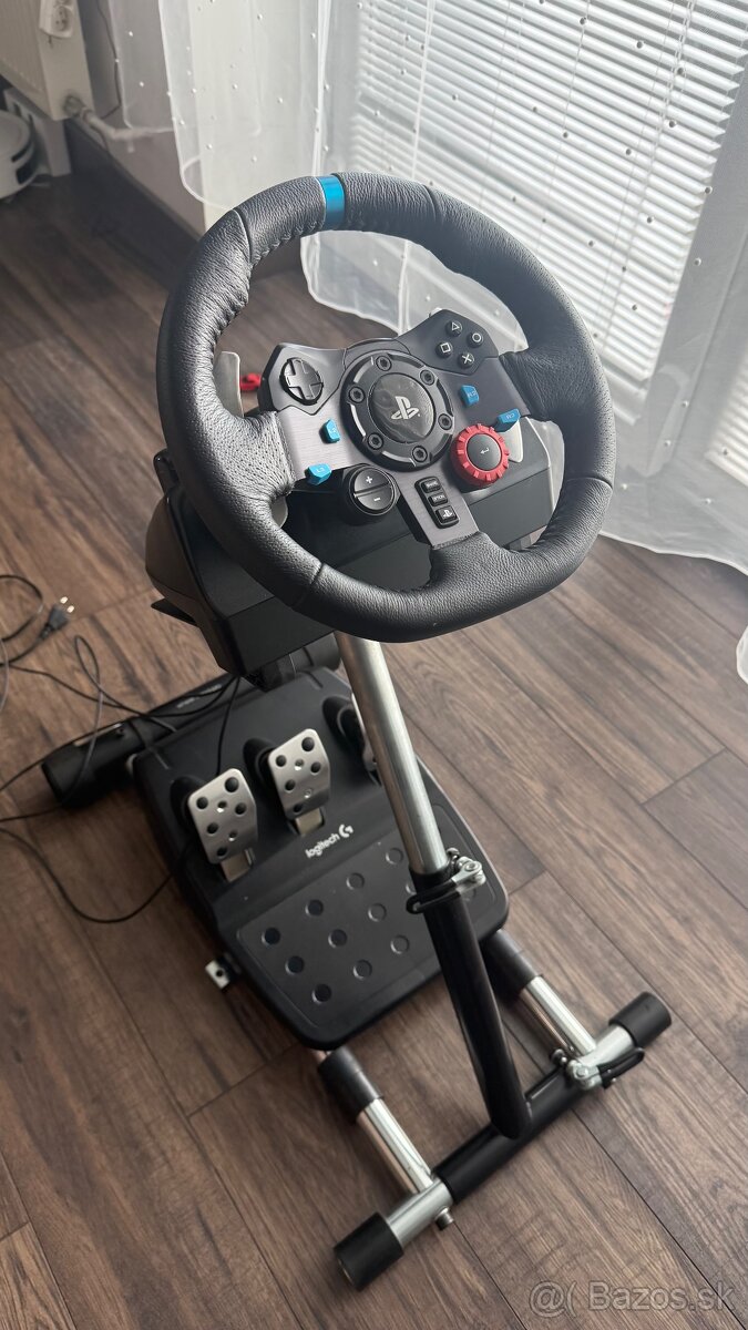 Logitech G29 + stojan