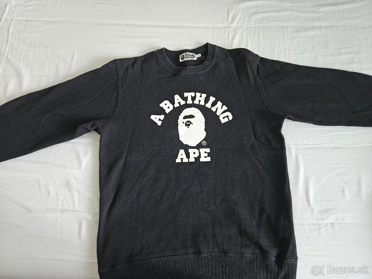 Originál Bape College crewneck