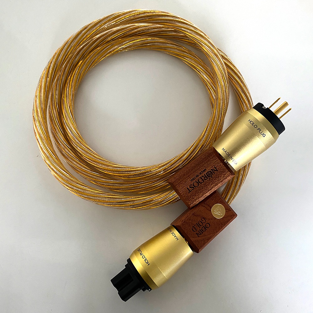 Napájací kábel dĺžka 2 metre.. "Nordost Odin Gold"