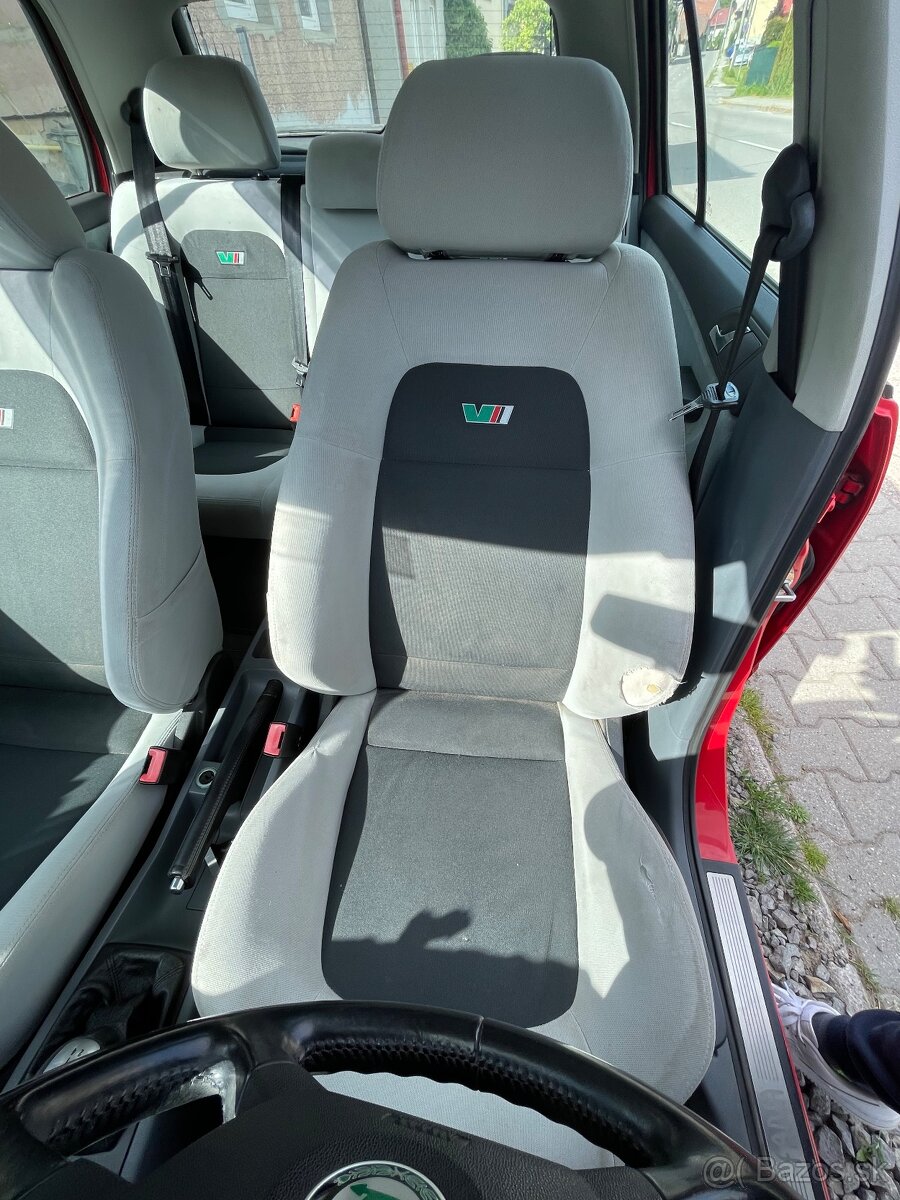 Sedačky škoda fabia 1 RS
