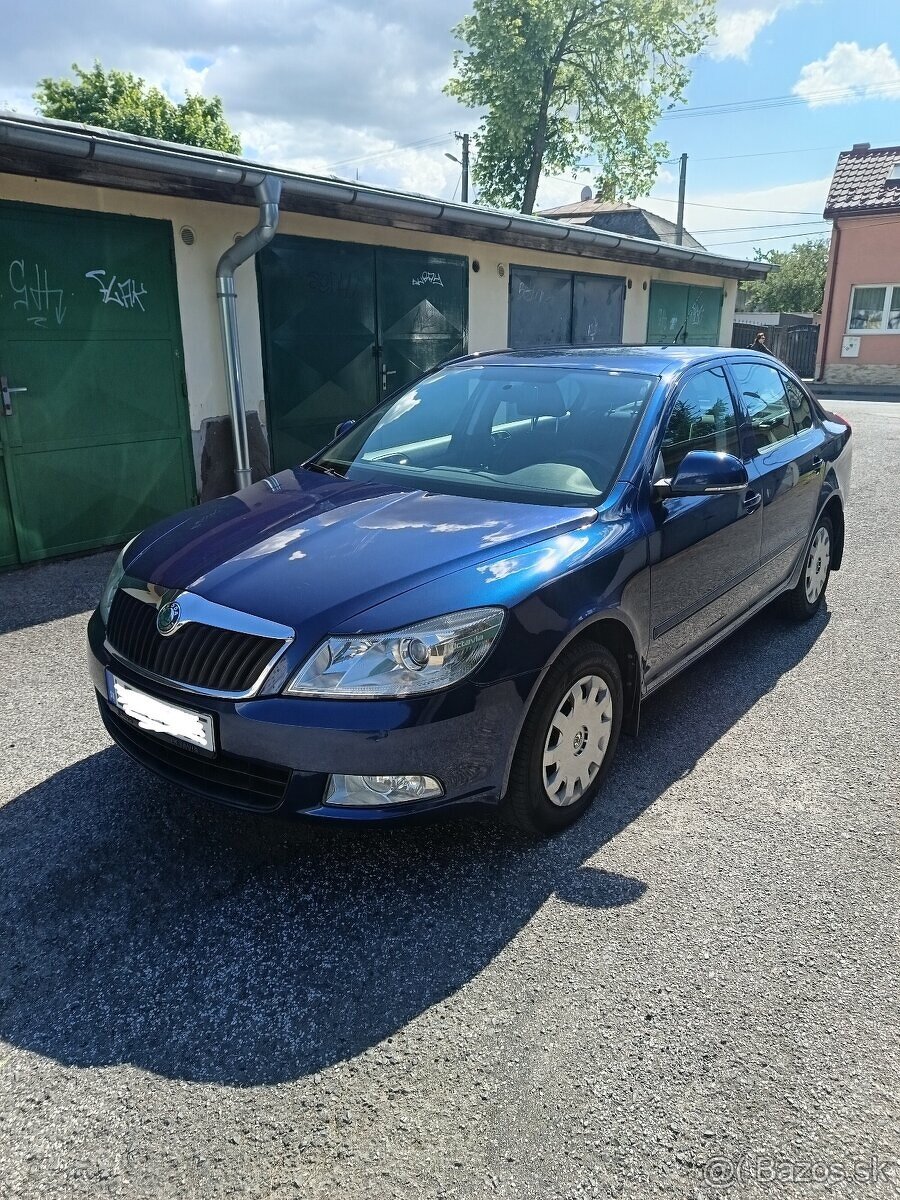 Škoda Octavia II FL 1.6 MPI Benzín 2010 Elegance Max