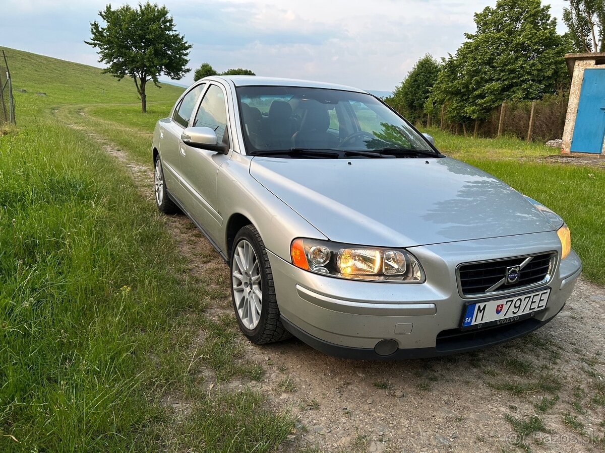 Volvo S60 2.4D5 120KW