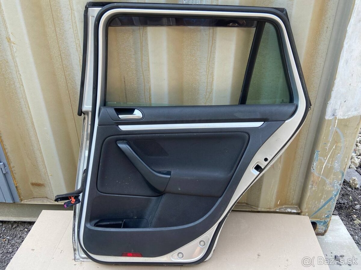 Predám zadne dvere 2x – VW Golf 6 Combi (2009-2012)