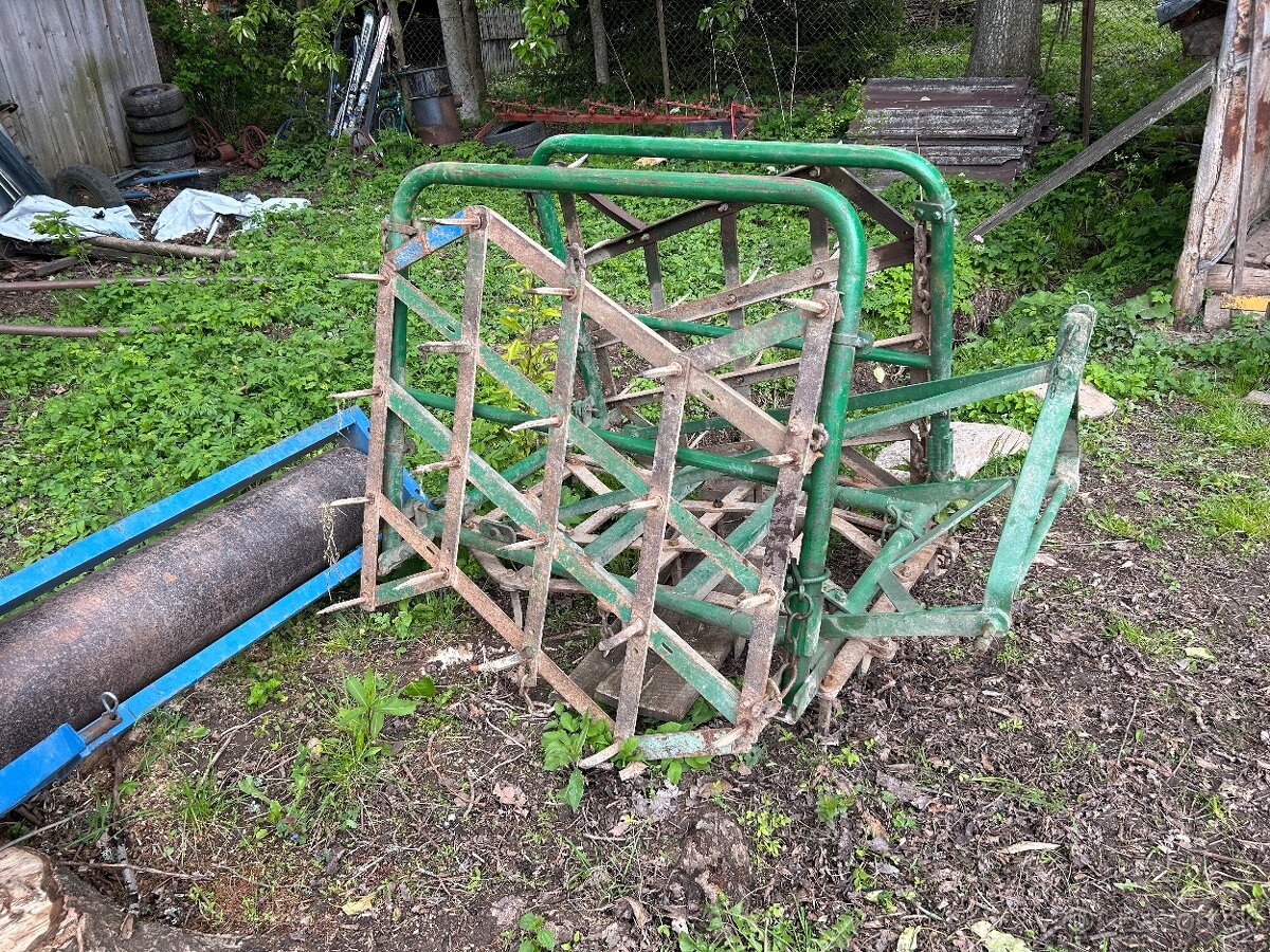 Ponukam rozkladacie brany vhodne za malotraktor sirka