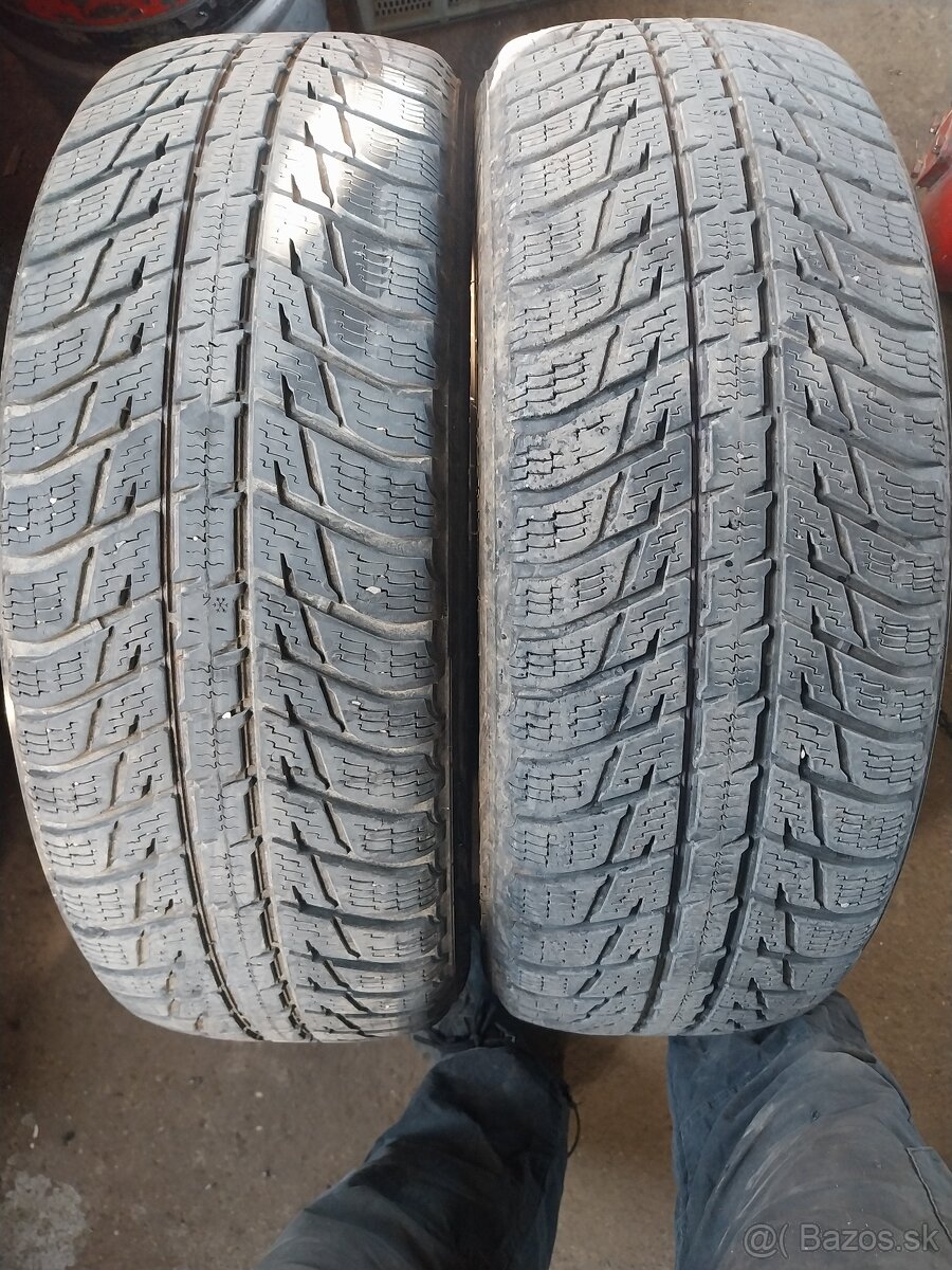 Pneu 225/55R19