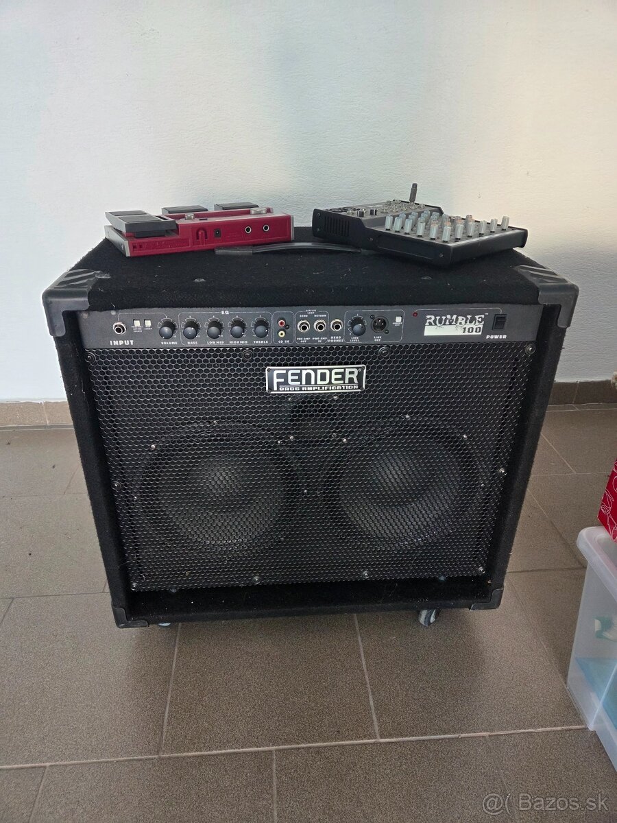 Zosilňovač Fender Rumble 100+ korg Ax5b a the t.mix802