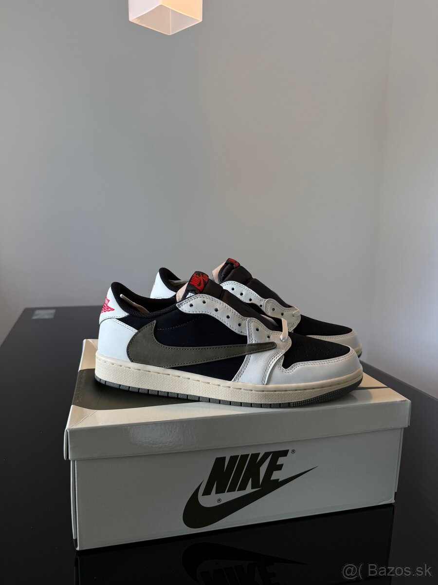 Jordan 1 Travis Scott Olive