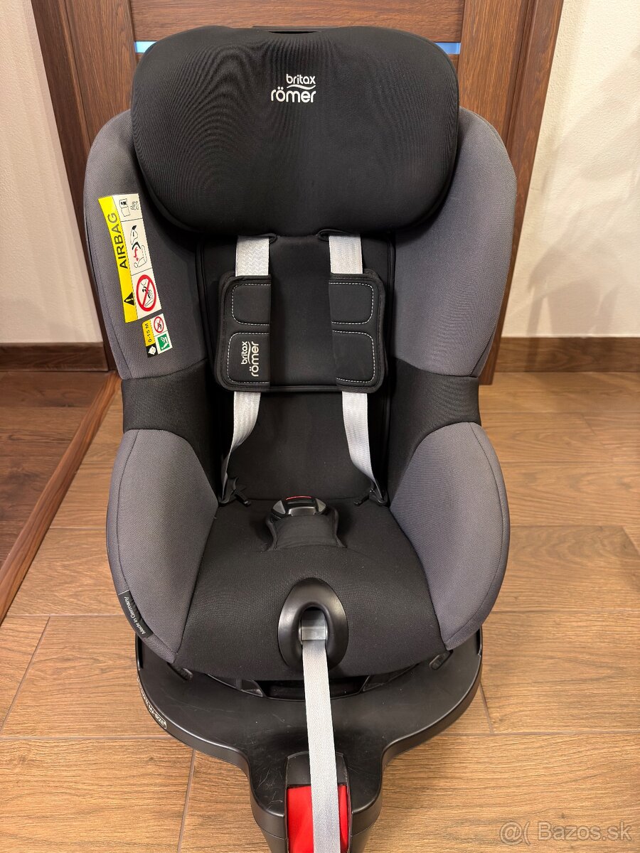 autosedacka Britax Romer otocna 360