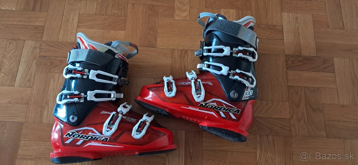 Lyziarky  Nordica Sport machine 100