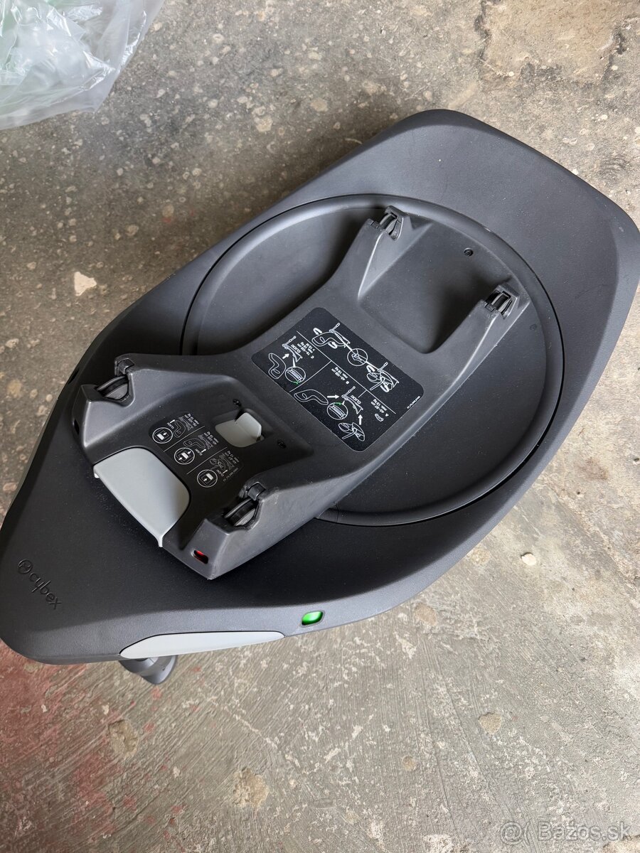 Cybex Base G