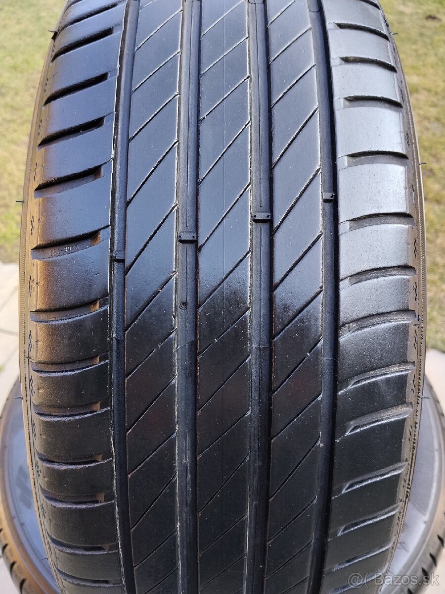 Letné pneumatiky 215/60R16
