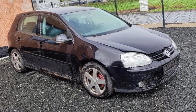 Rozpredám: Vw Golf V 1.9 Tdi 77kw, 2.0 Tdi 103kw, 1.6i 16V,