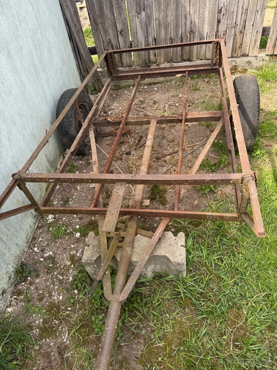 Vlečka za traktor