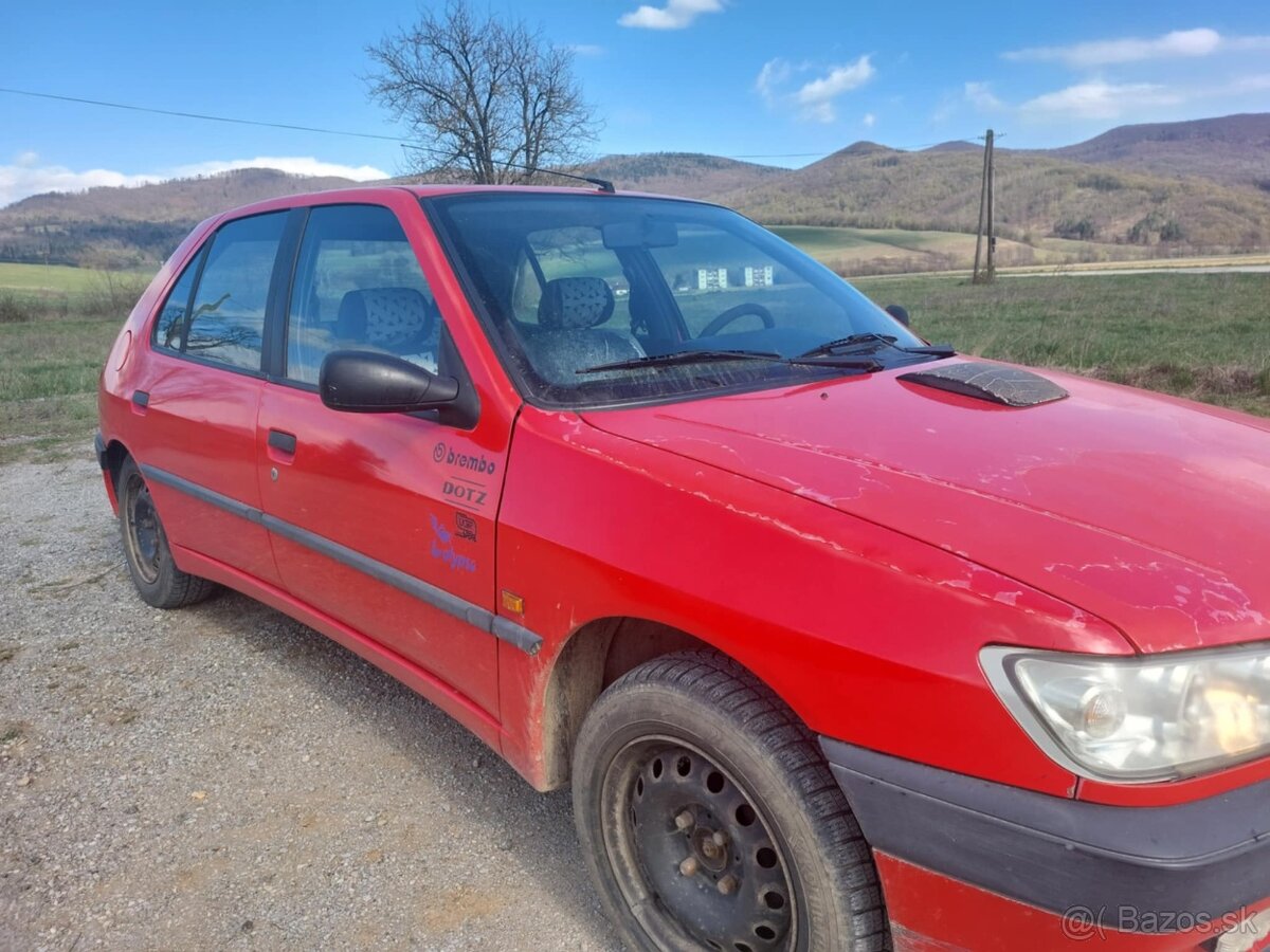 Peugeot 306