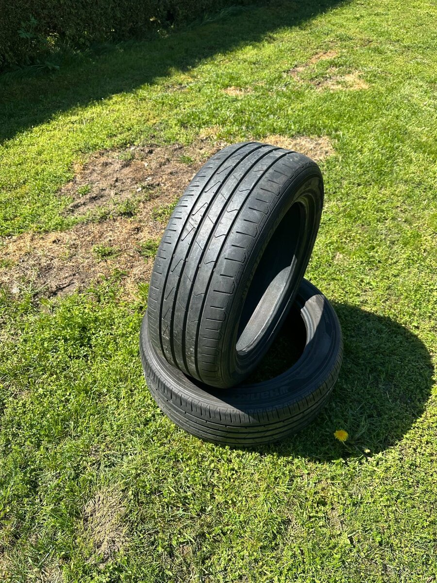 Hankook 215/55R17
