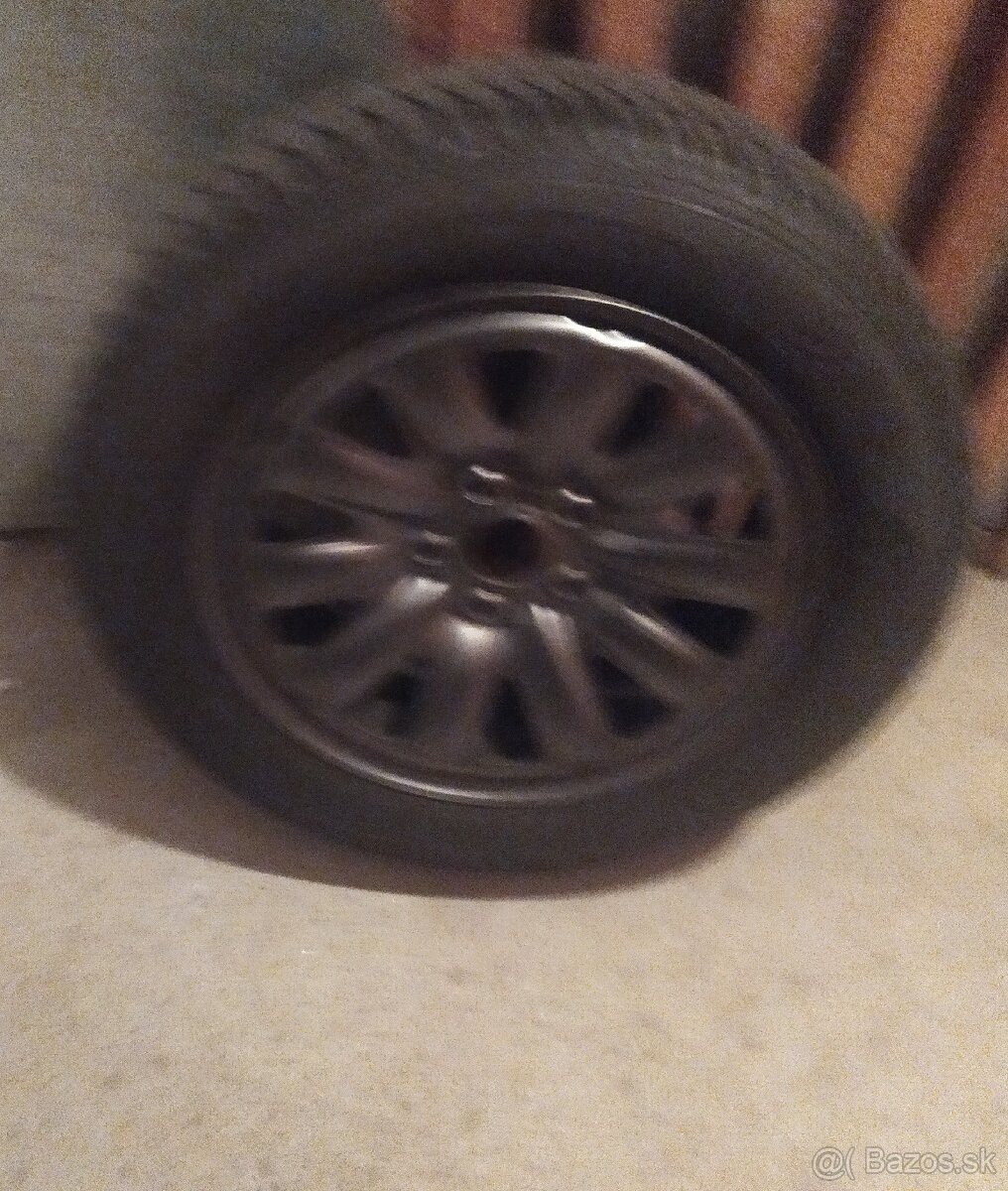 Zimne pneu a kolesa 205/60/R16