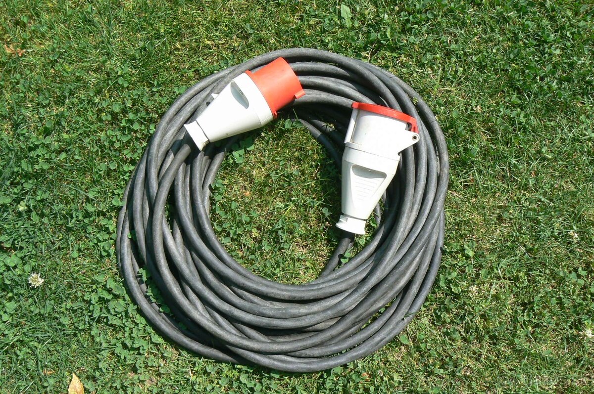 Predlžovací kábel 20m, 400V, 32A, 4P,