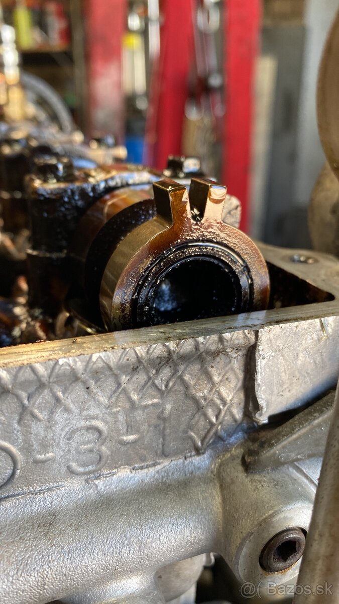 P: motor Mazda mx5 nbfl 1,8 107kW