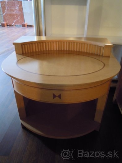 TV stolík
