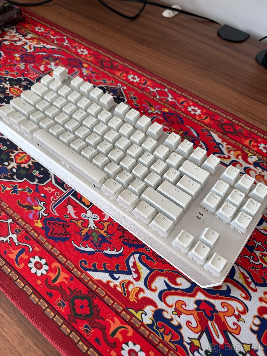 Herná mechanická klávesnica SPC GEAR GK630K