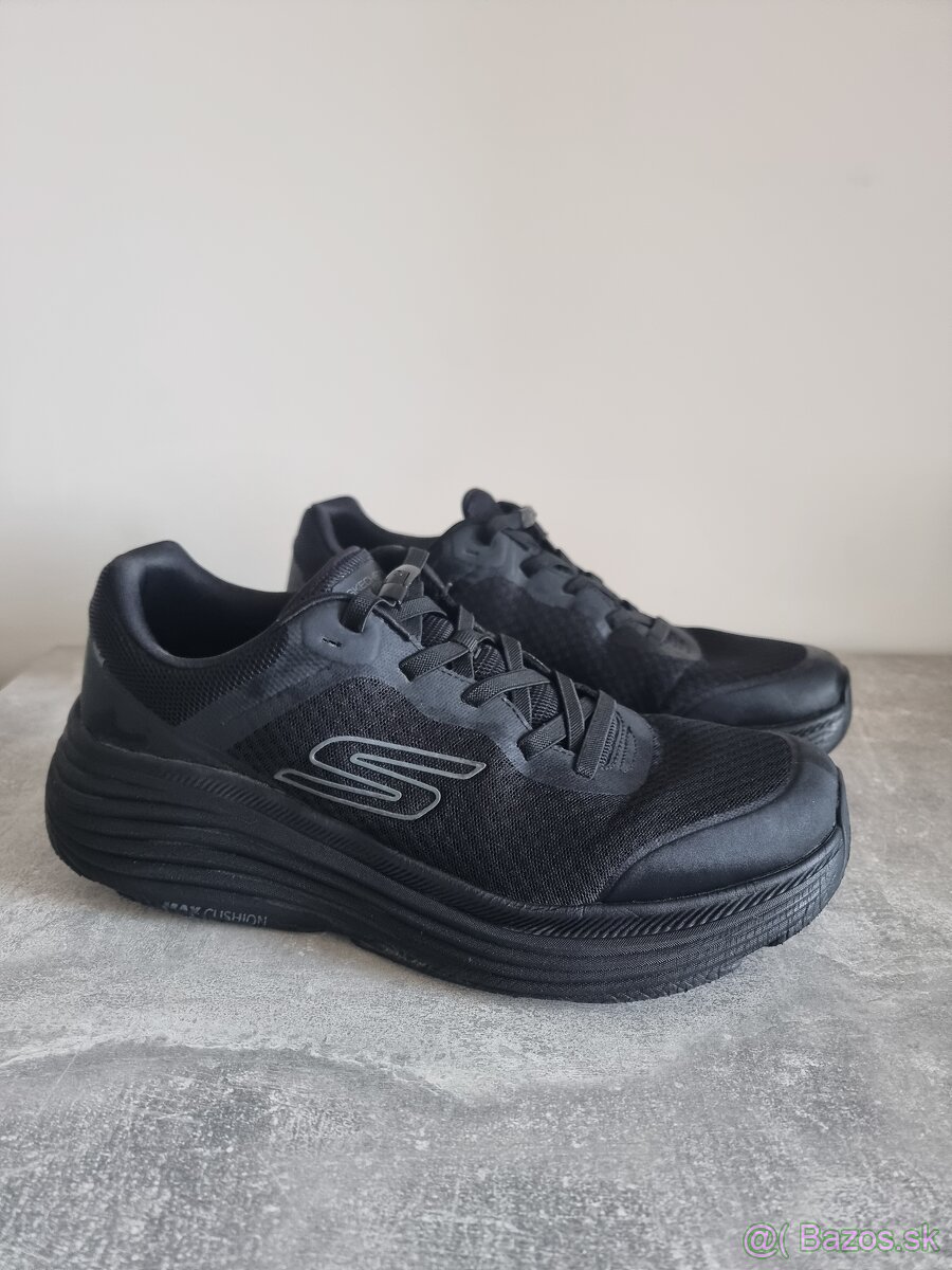 Skechers