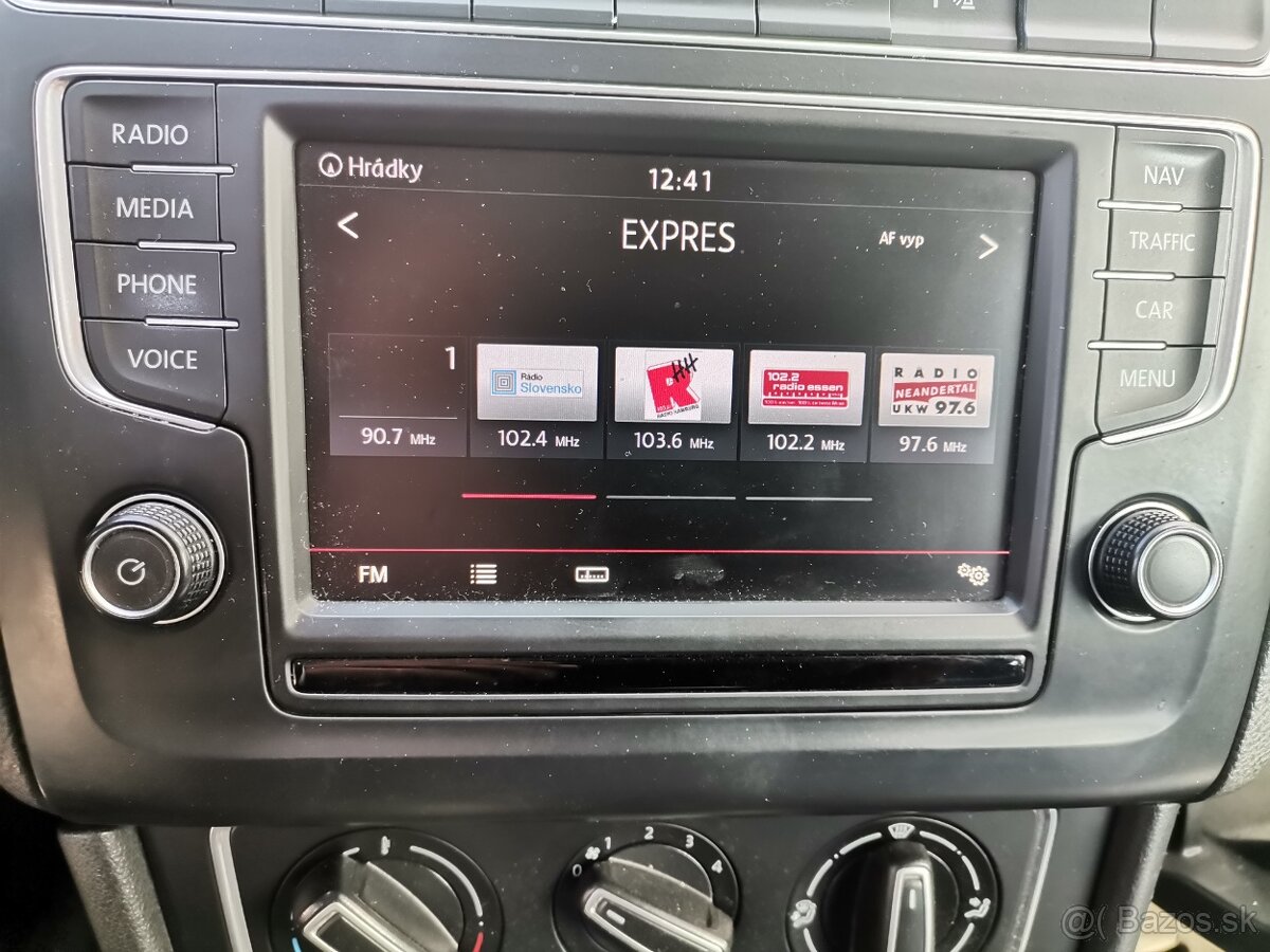 Navigacia volkswagen model 2016