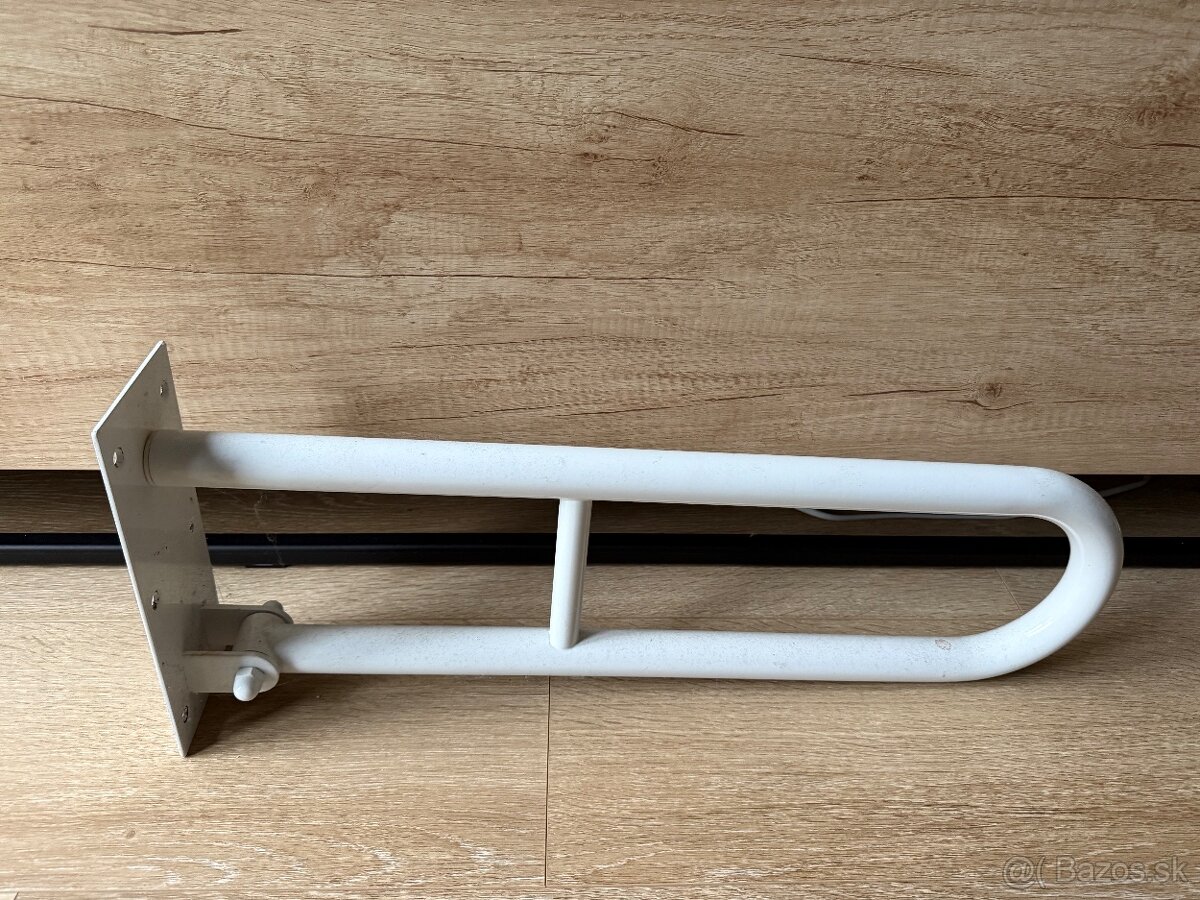 Madlo na wc 60 cm