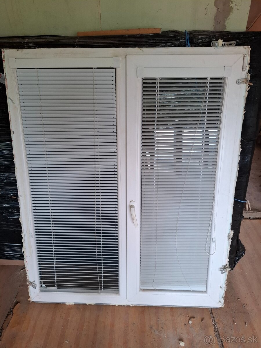 Plastove okno