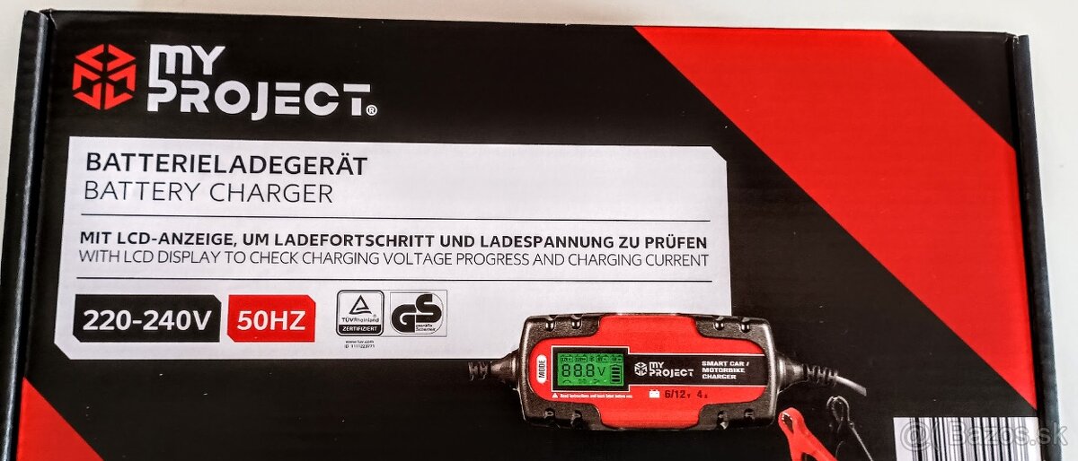 UNIVERZALNA AUTO MOTO NABIJAČKA  AUTOMATICKA