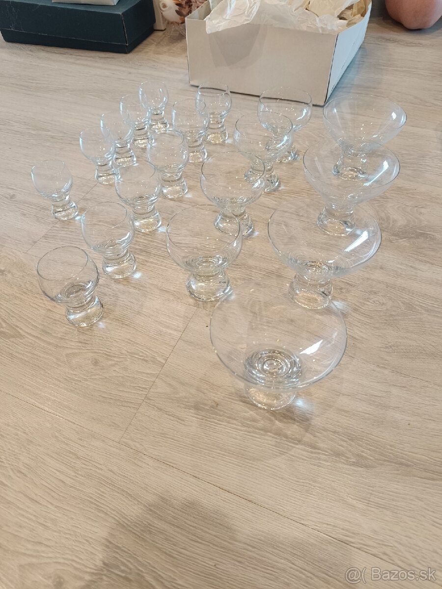 Poháre na zmrzlinu, sada, retro