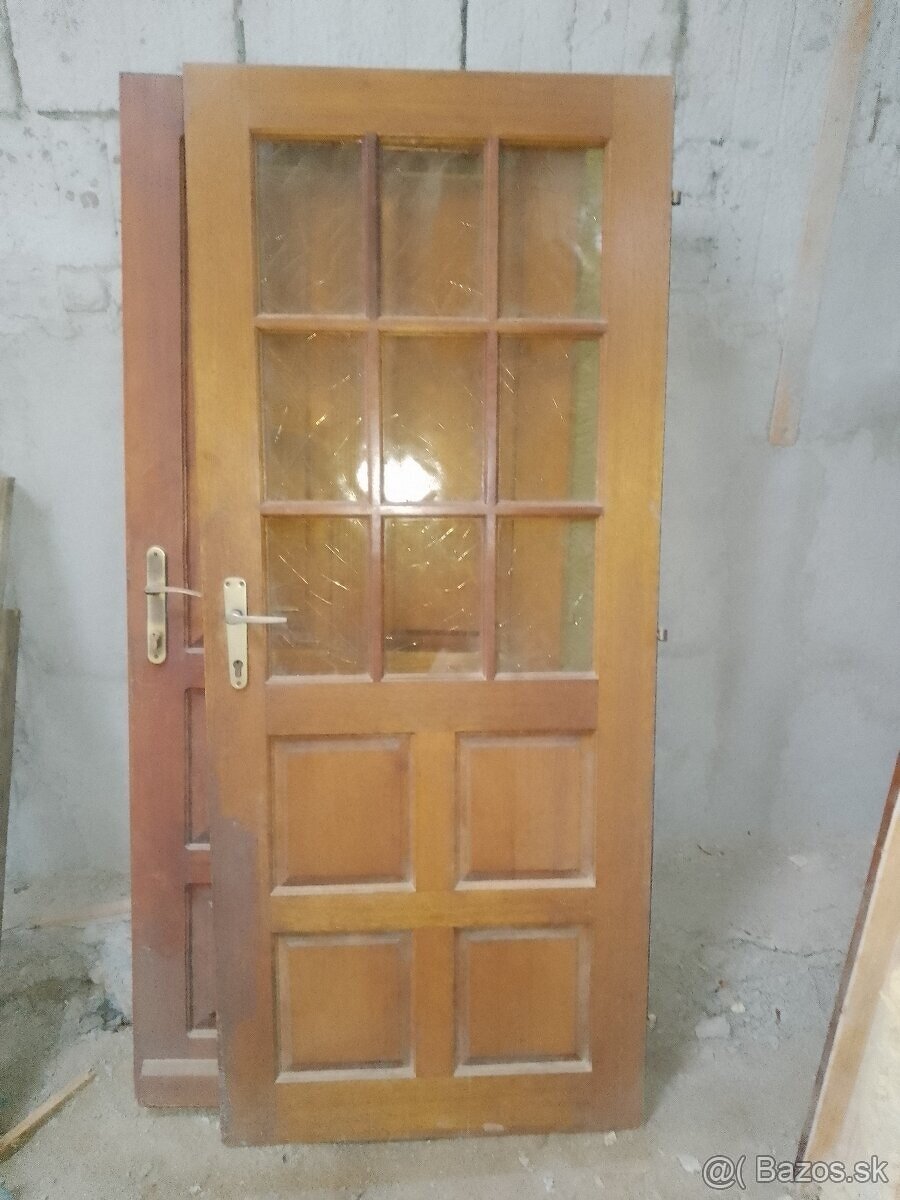 Drevené dvere