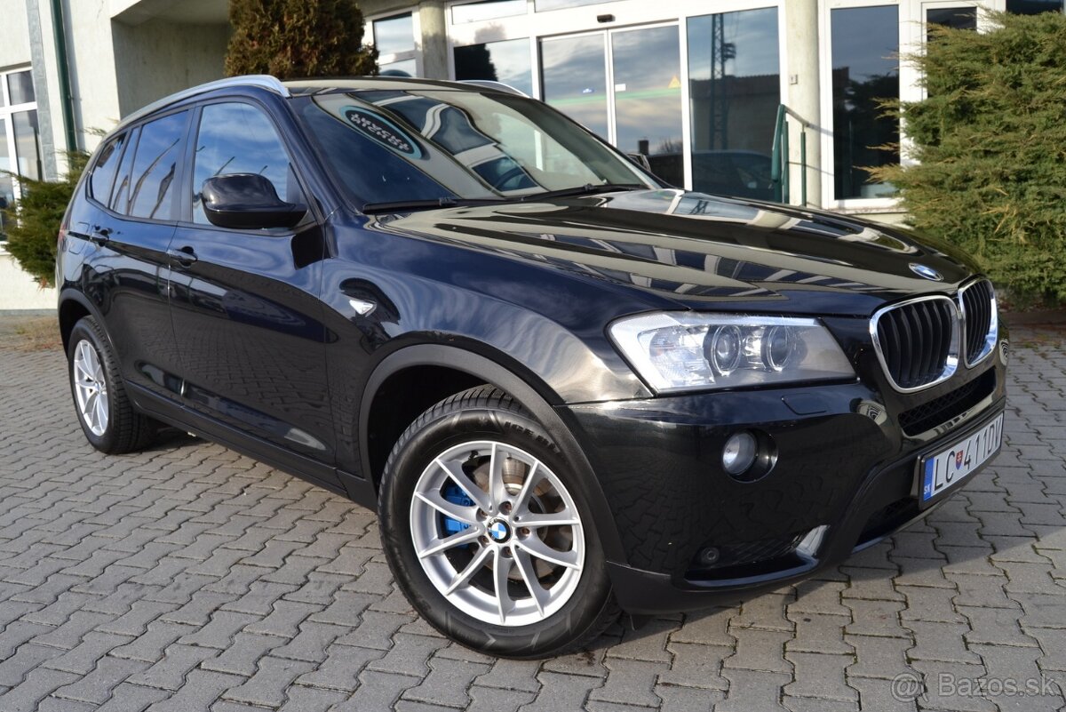 BMW X3 2.0 D X DRIVE, NAVI, FÓLIE, KOŽA, ALU R17, BIXENÓNY