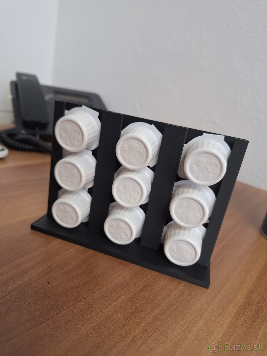 Držiak na mlieka do kávy