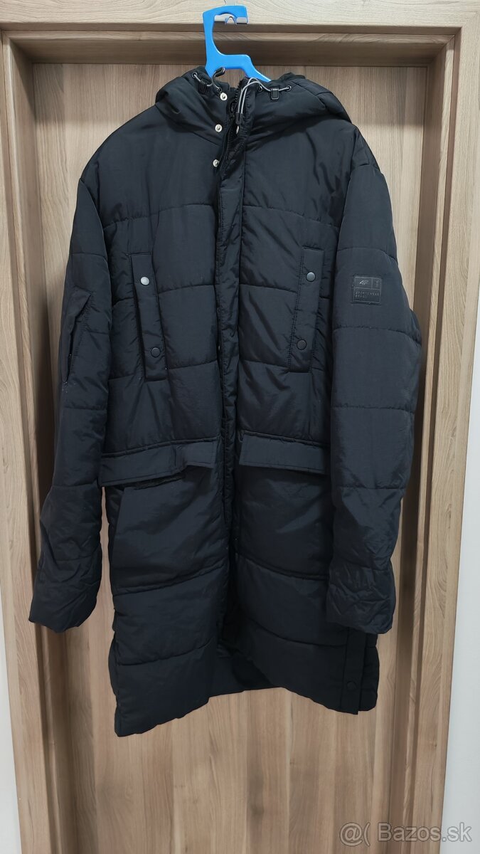 4F Športový kabát