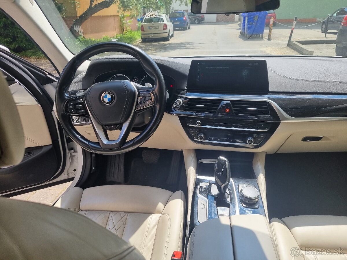BMW 520d G30, 2017 april. 83000km.