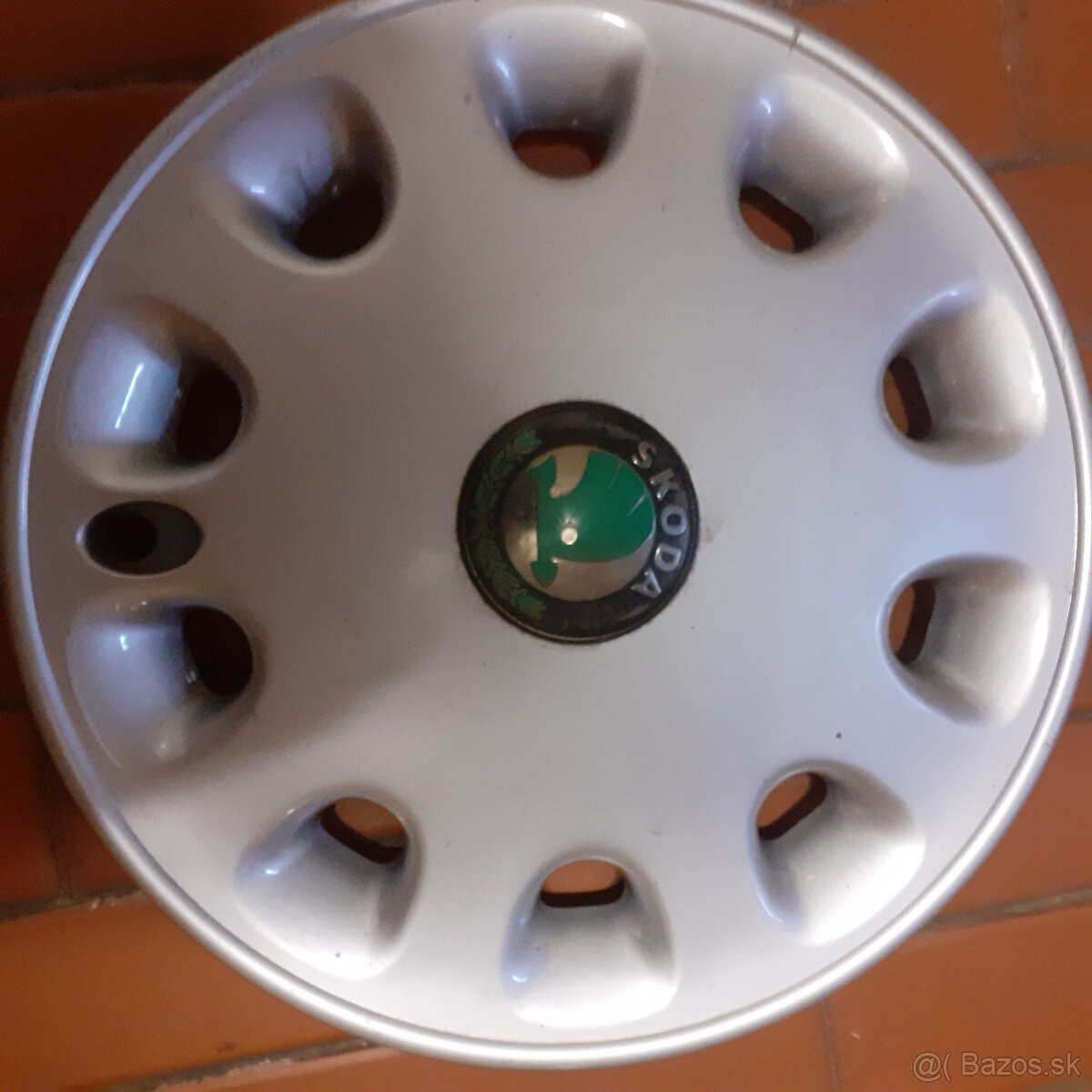 ORGINAL PUKLICE šKODA R-13