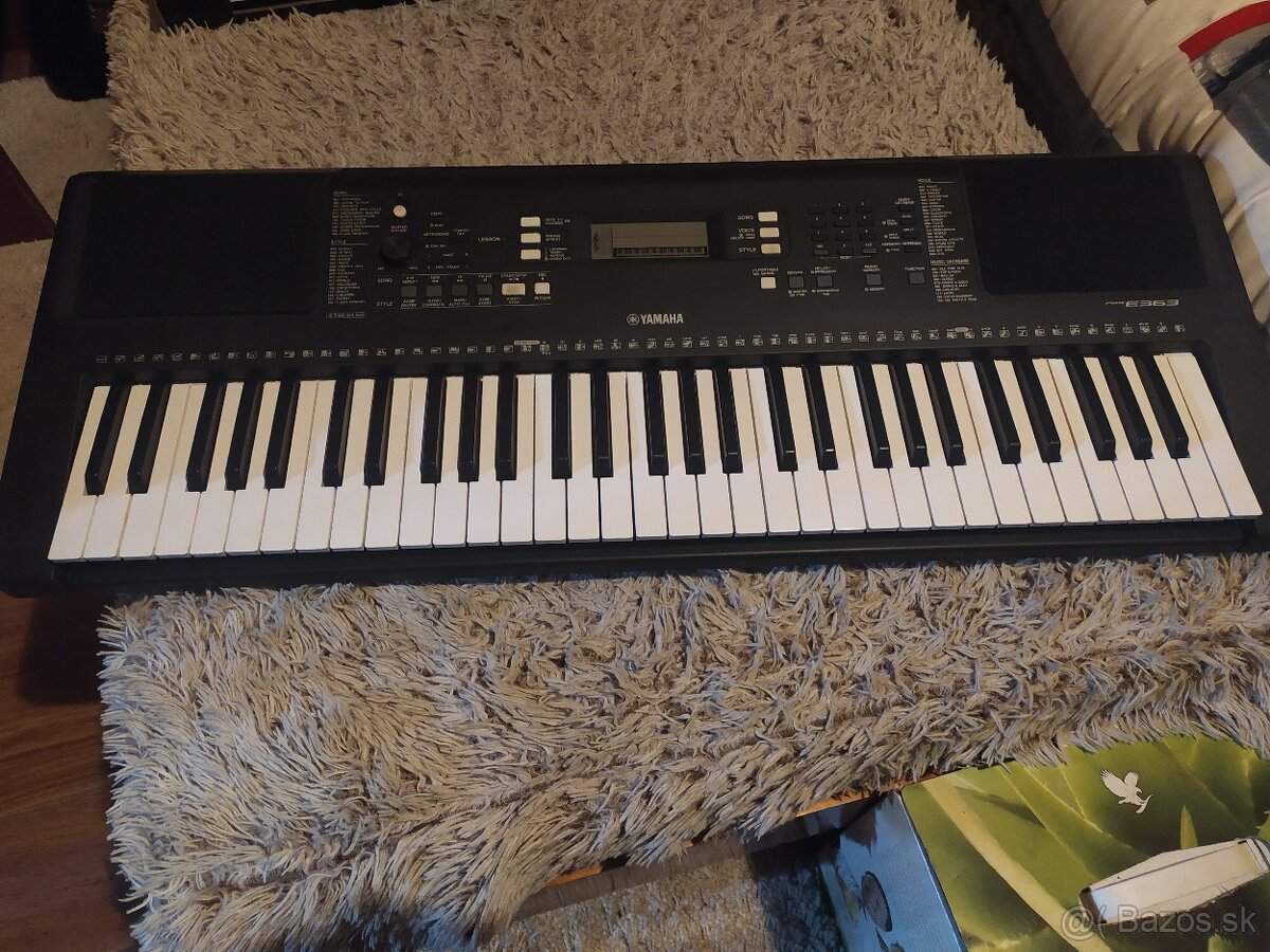Yamaha psr e363
