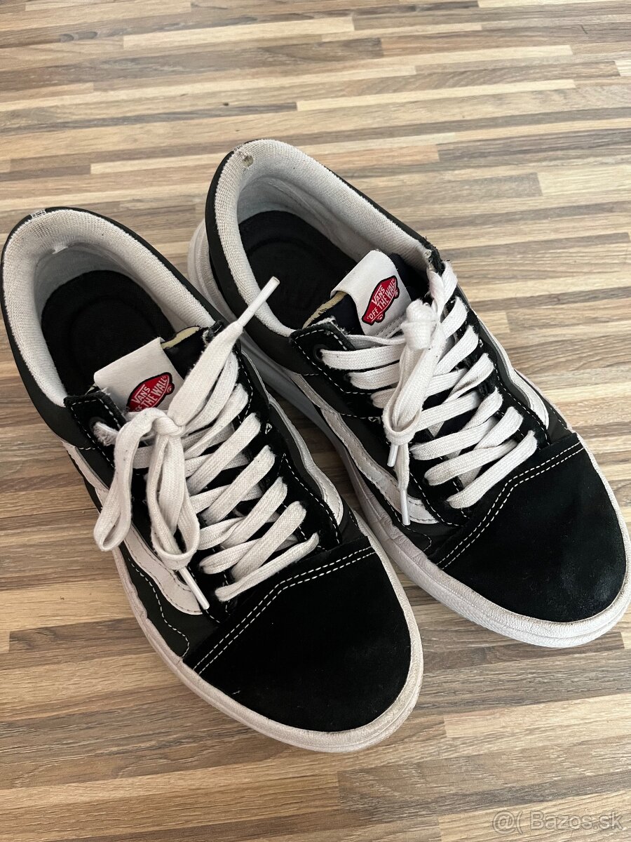 Vans - Old Skool Over - veľkosť 40