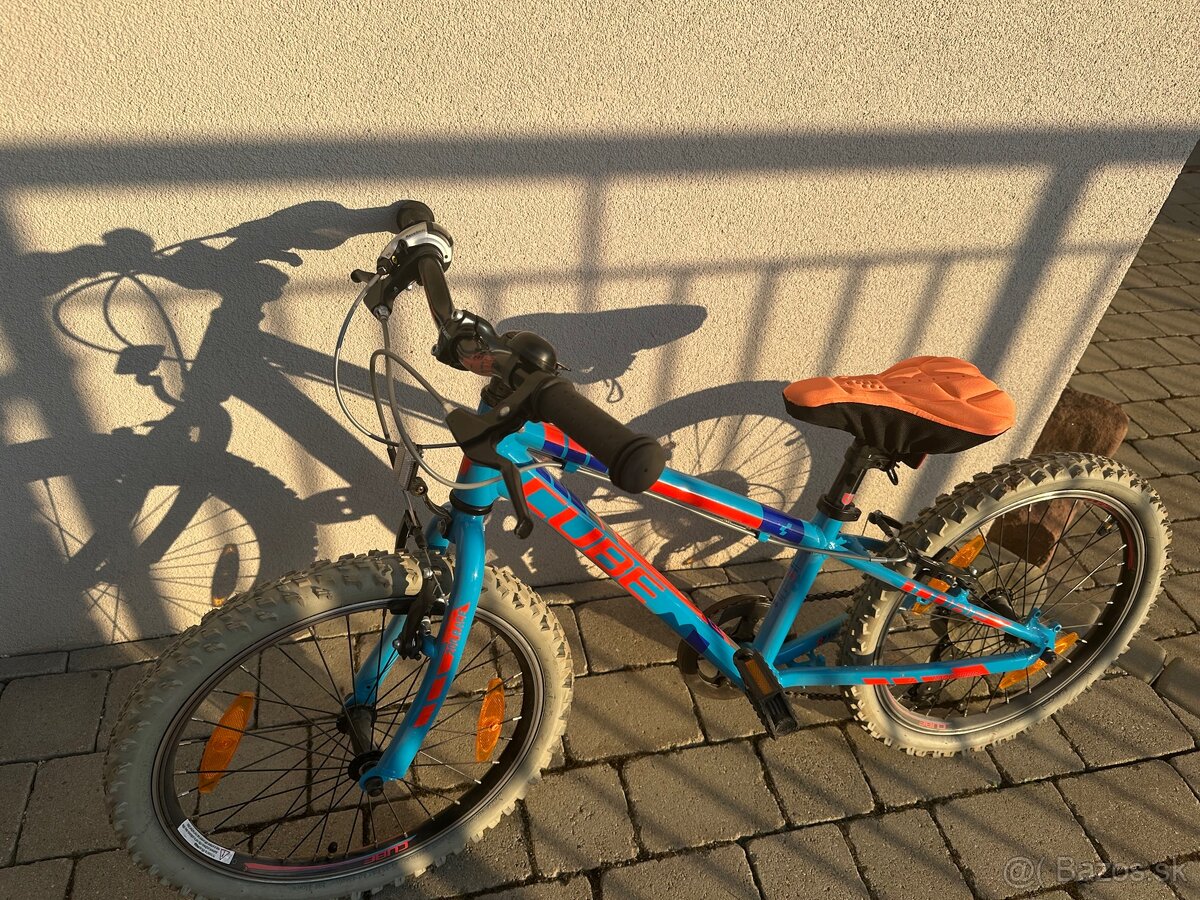 Bicykel CUBE RACE 20