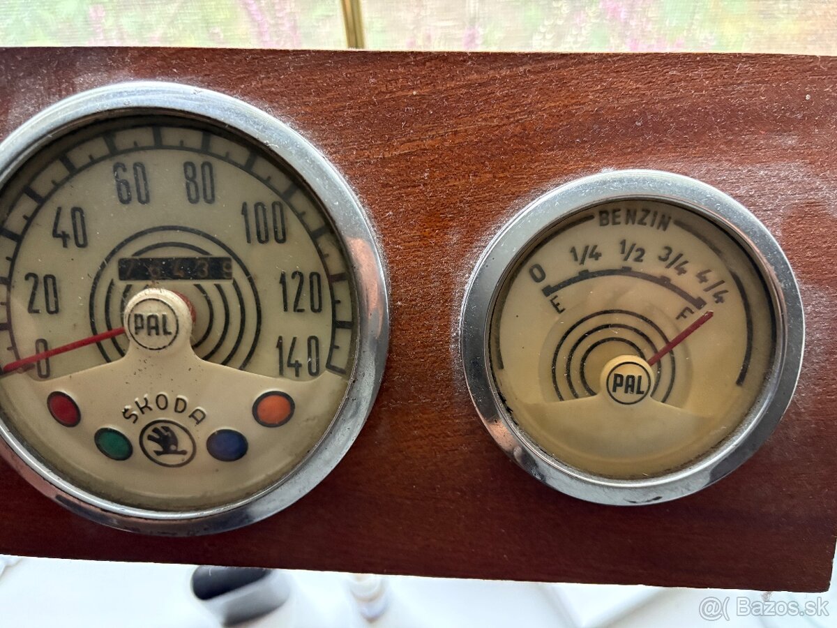 Predám Palivomer Tachometer Škoda spartak