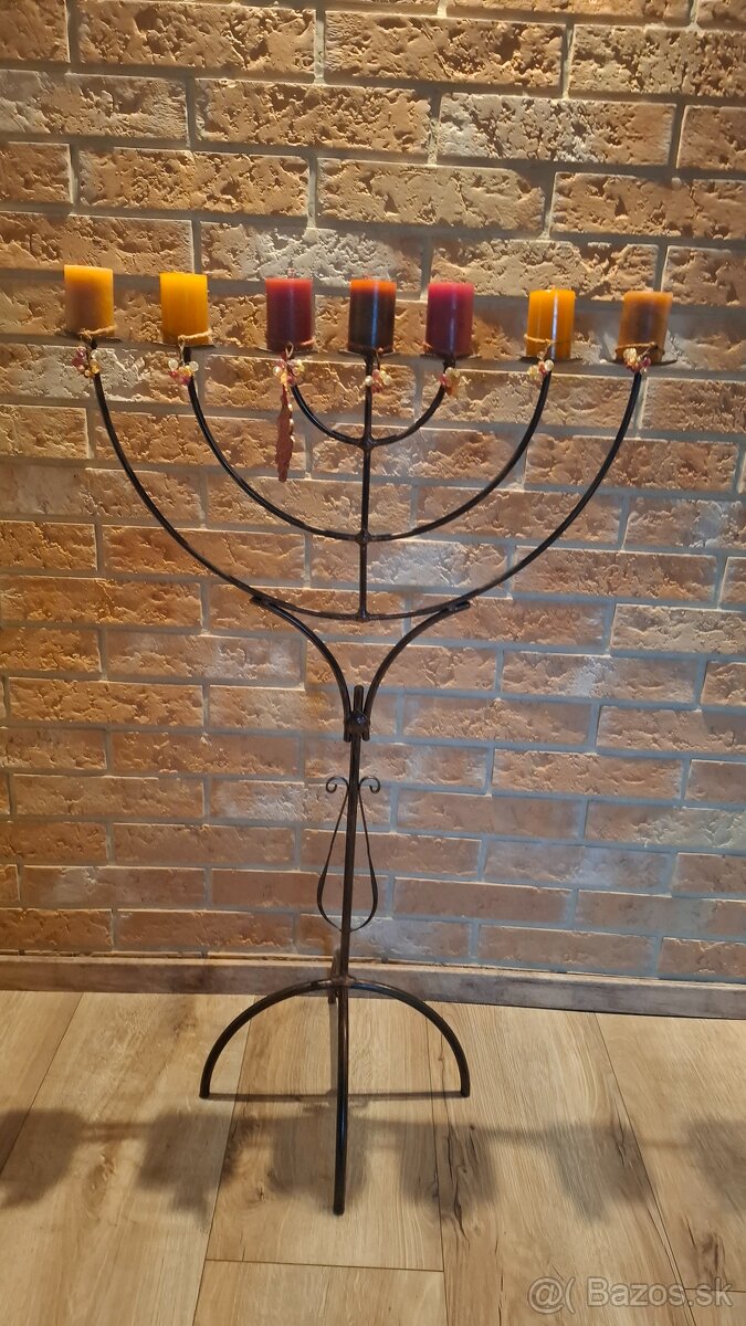 Predam krasny židovsky svietnik