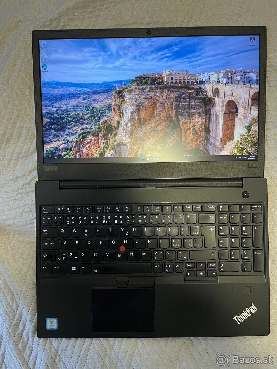 Lenovo thinkpad e580 15.6/i5-8250u/16/256+1000/backlit