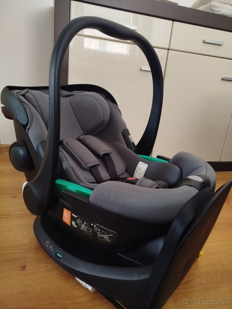 Predám autosedačku vajíčko.
