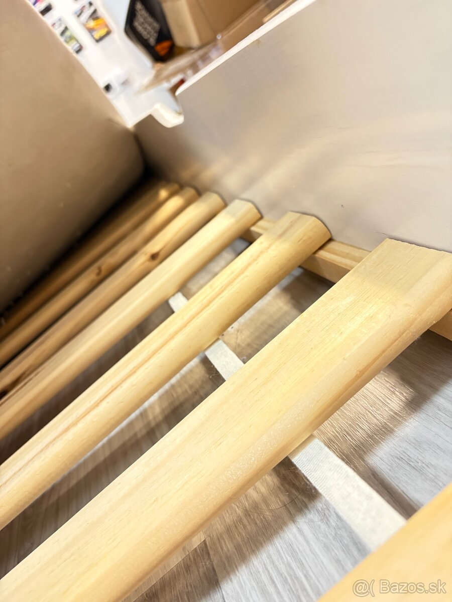 Perinak/valanda/ulozny priestor