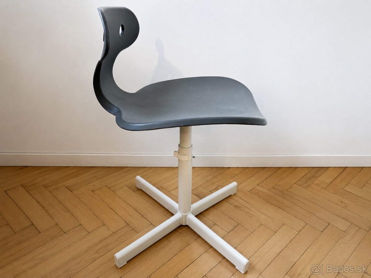 IKEA detská stolička MOLTE grey za 10eu